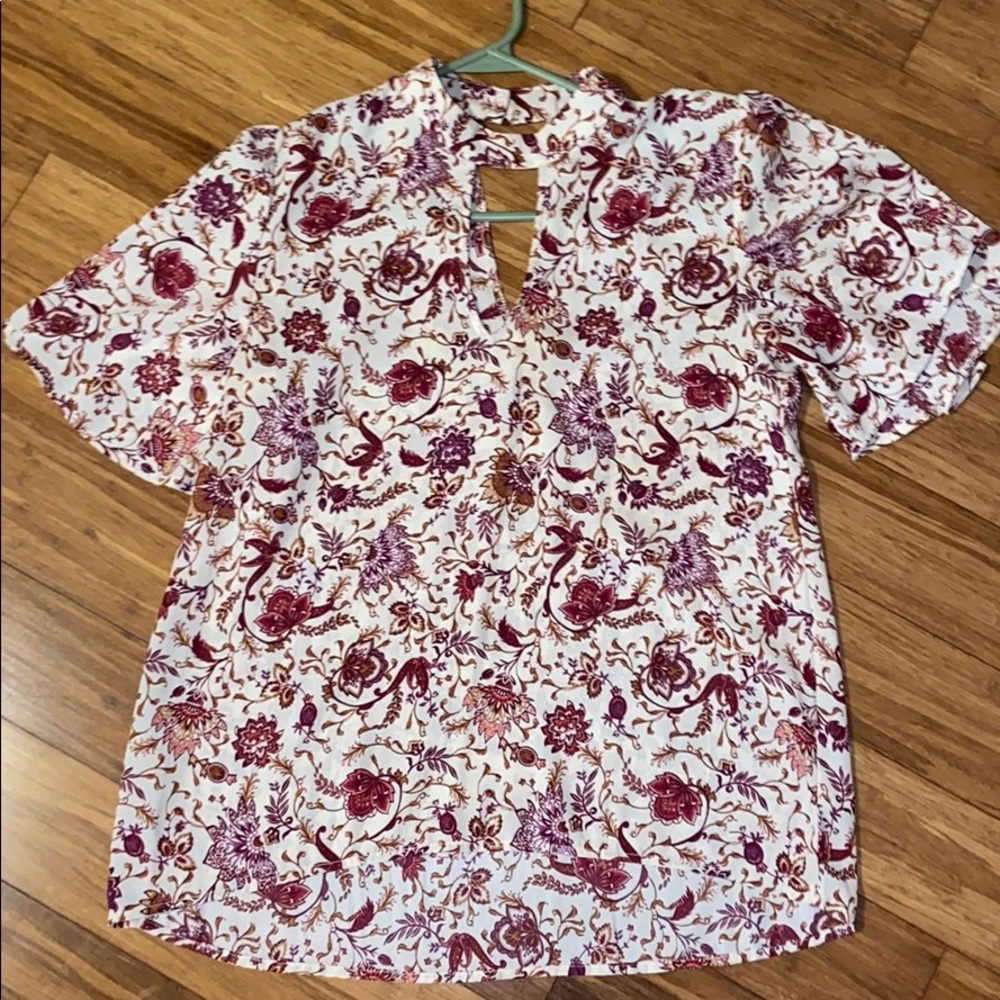 Floral blouse top